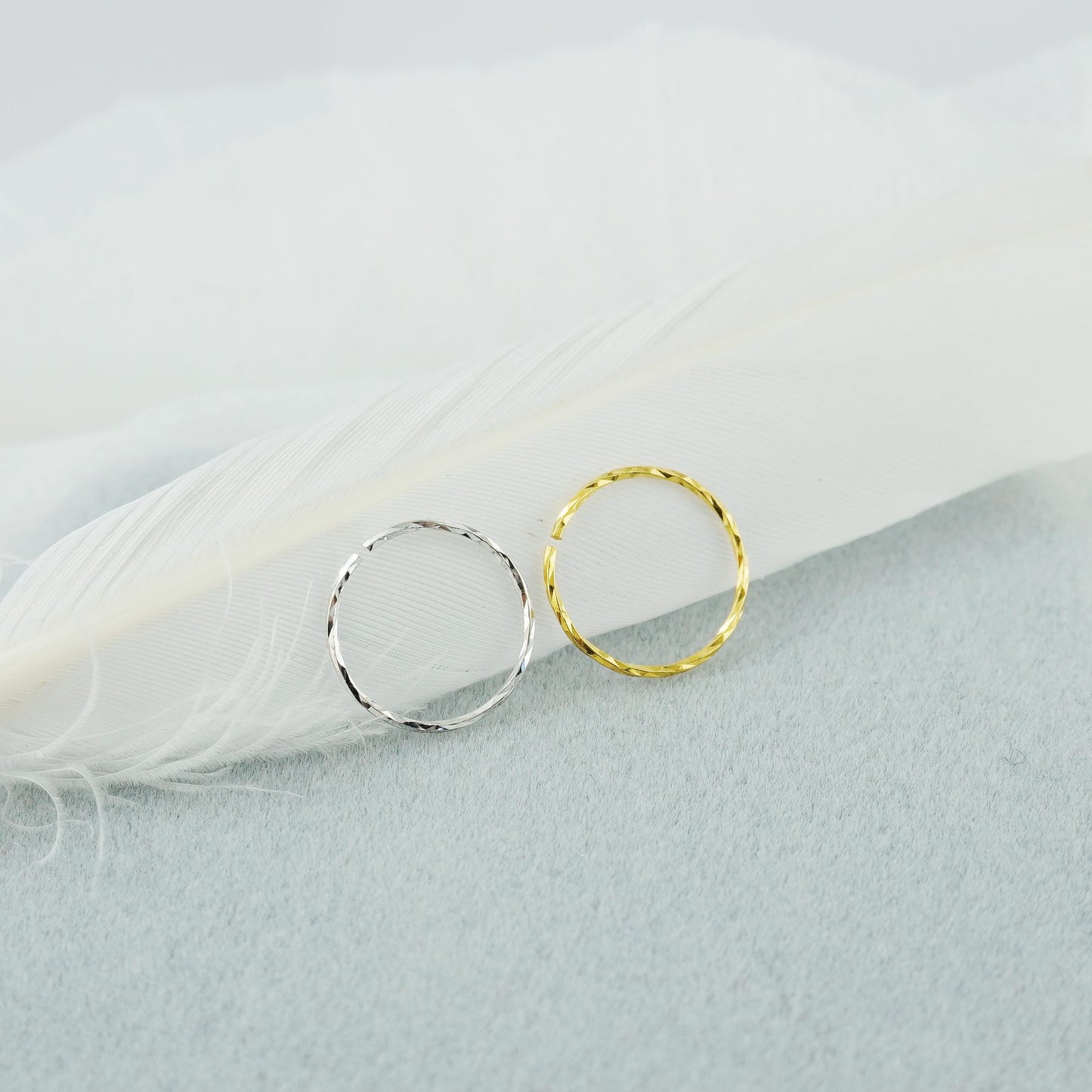 1 pc of 20G Tiny Thin Textured Twisted Nose Septum Hoop Ring in Sterling Silver or Plated Gold, Diamond Cut Cartilage Helix Tragus Earring, 6/8/10mm