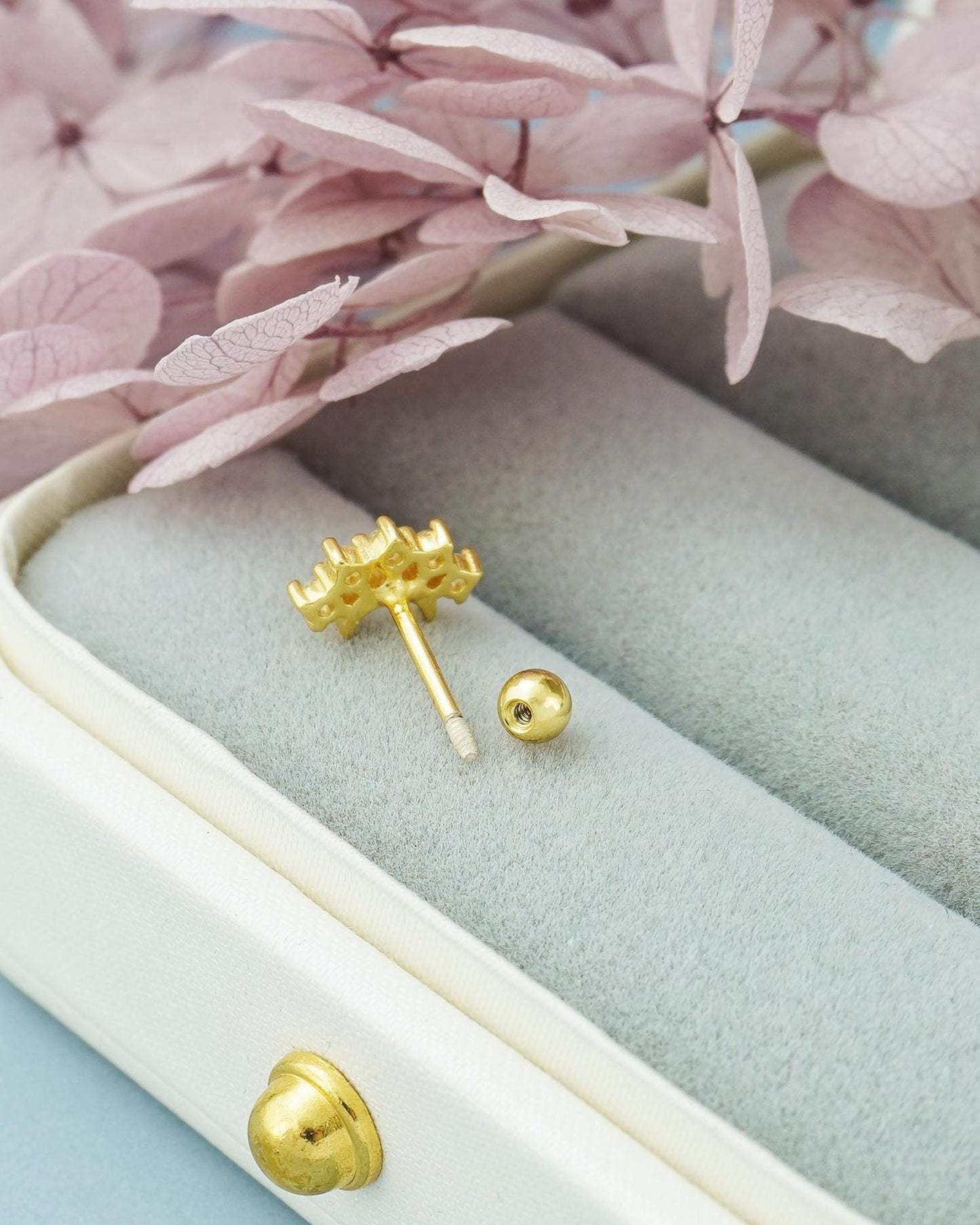 1 pc of CZ Moon Crown Stud Earring with Ball Screw Back, 18ct Gold Plated over Sterling Silver