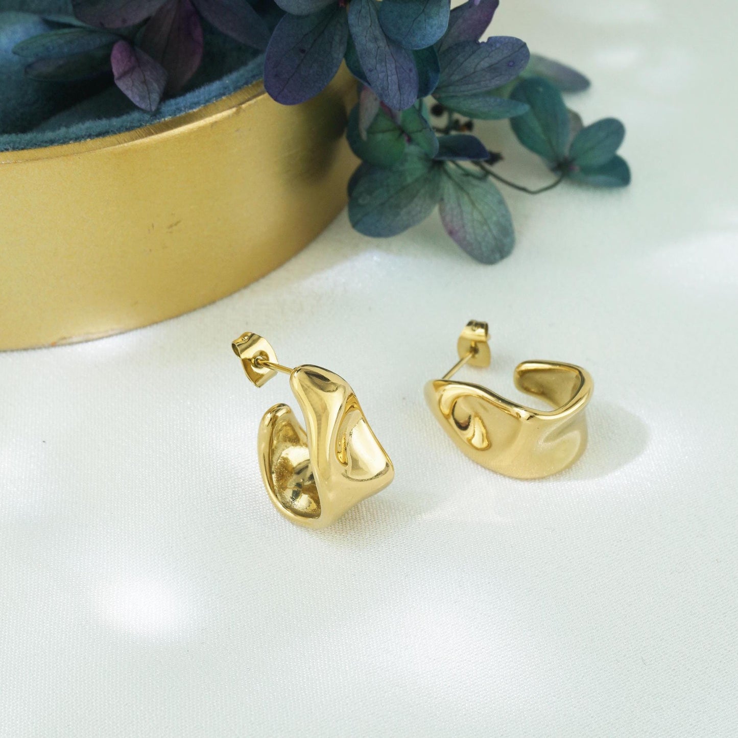 Pair of Stainless Steel Molten Chunk Melted Half Hoop Twisted Stud Earrings in Steel or Golden Finishes