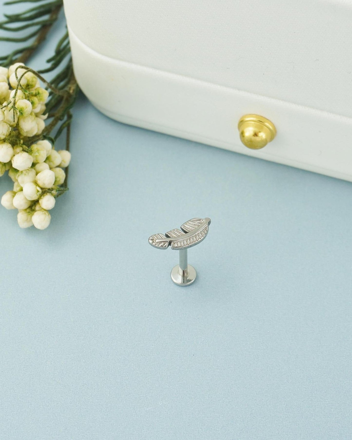 1 pc of Push pin Stainless Steel Flat Back Feather Stud Earring in Steel or Gold Finish