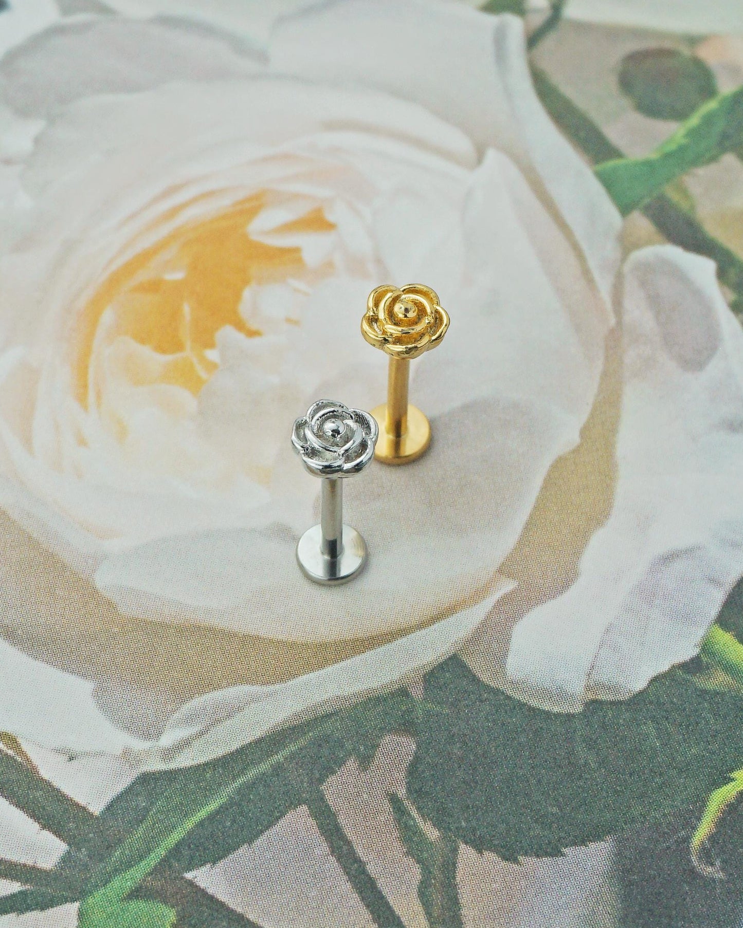 1 pc of Push Pin Flat Back Romantic Rose Floral Blossom Stud Earring in Stainless Steel or Golden Finish