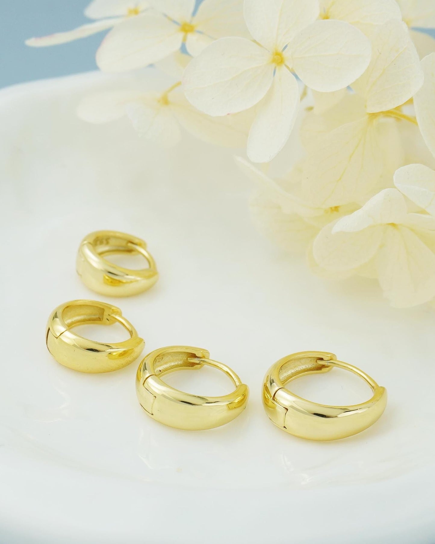 Pair of Chunky Huggie Hoop Earrings, 4 Loop Sizes in Sterling Silver or Plated Gold, Chubby Circle Ear Stacking Jewelry, 7/8/9/10mm