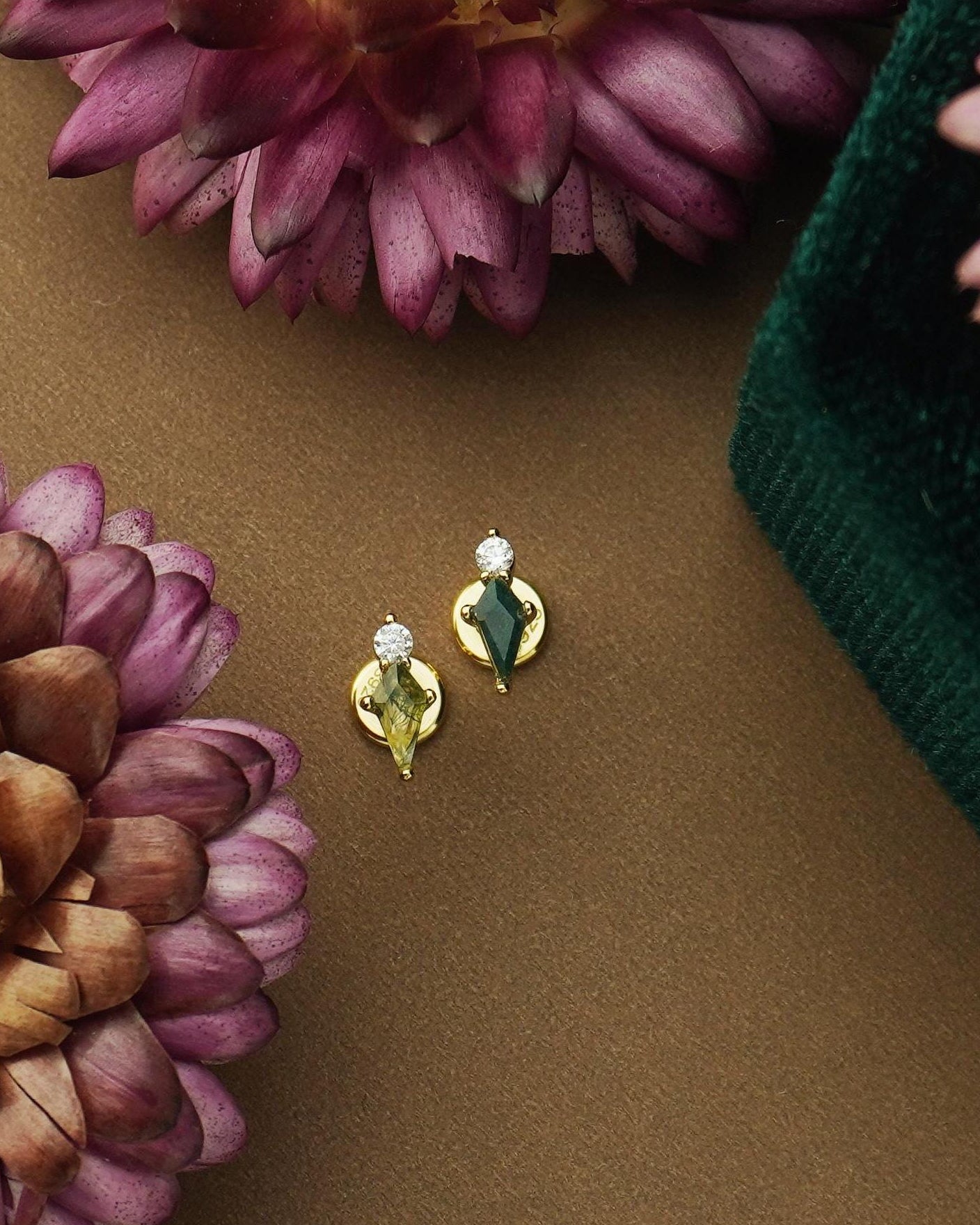 1 pc of Natural Green Moss Agate Kite Shape Flat Back Stud Earring in Gold Plated over Sterling Silver, Helix Tragus Cartilage Piercing Jewelry