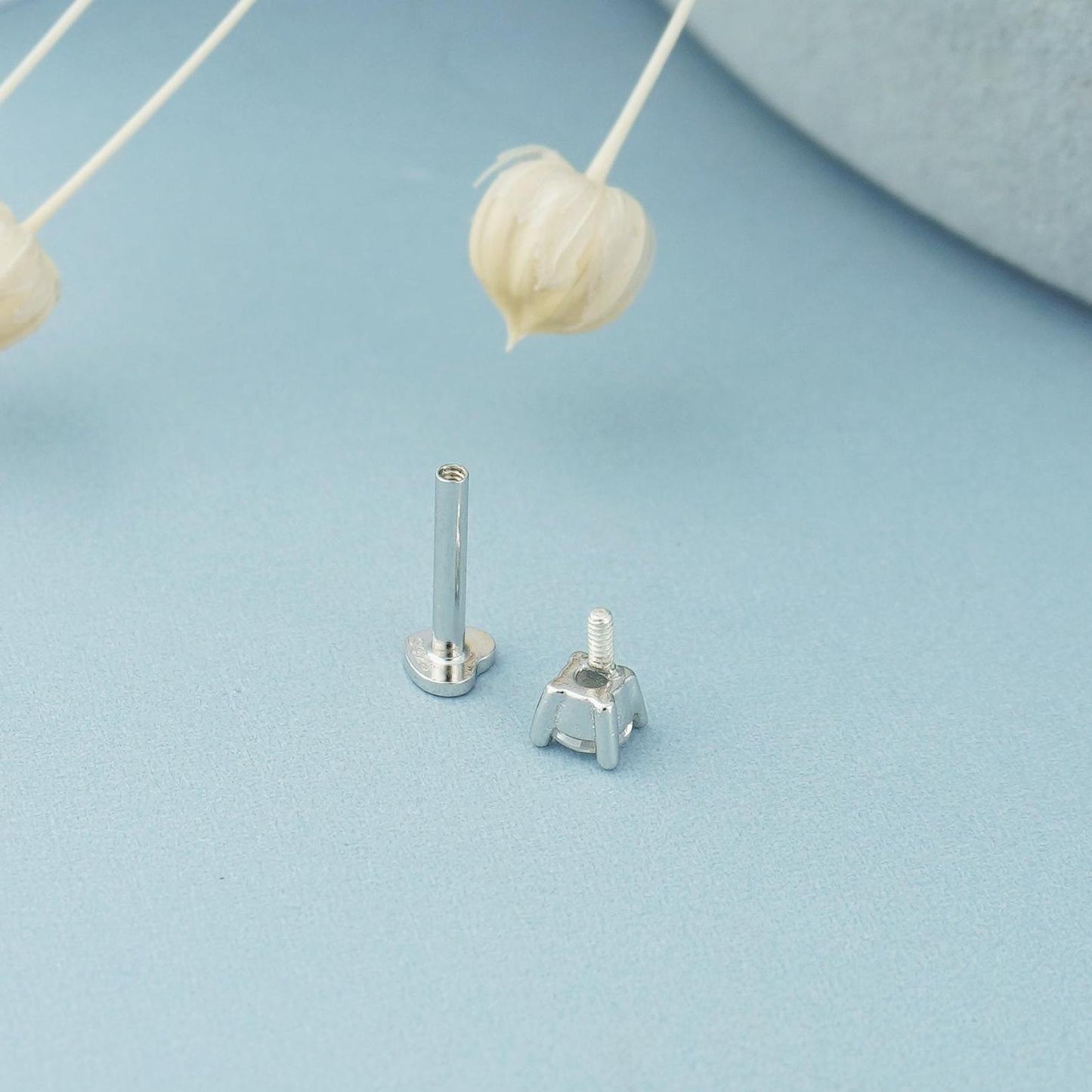 1 pc of Tiny 3mm CZ Crystal Dot Stud Earring with Heart Shape Flat Back in Sterling Silver, Sparkly Gem Stone Ear Lobe Cartilage Labret Piercing