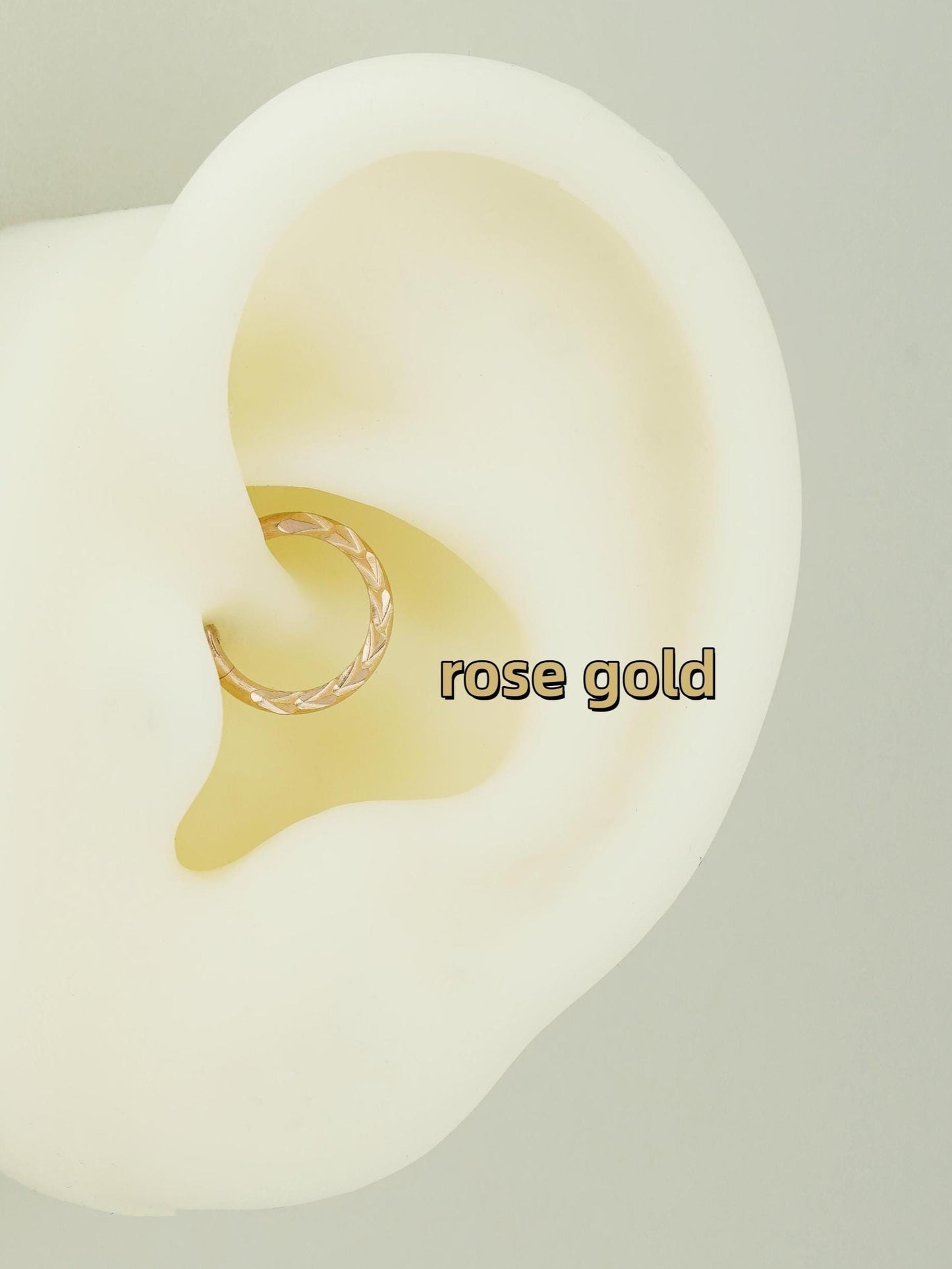 1 pc of 16G Hinged Stainless Steel Wheat Daith Earring Hoop, 4 Finishes, Arrow Helix Cartilage Clicker, Front-Facing Chevron Cut Septum Nose Ring