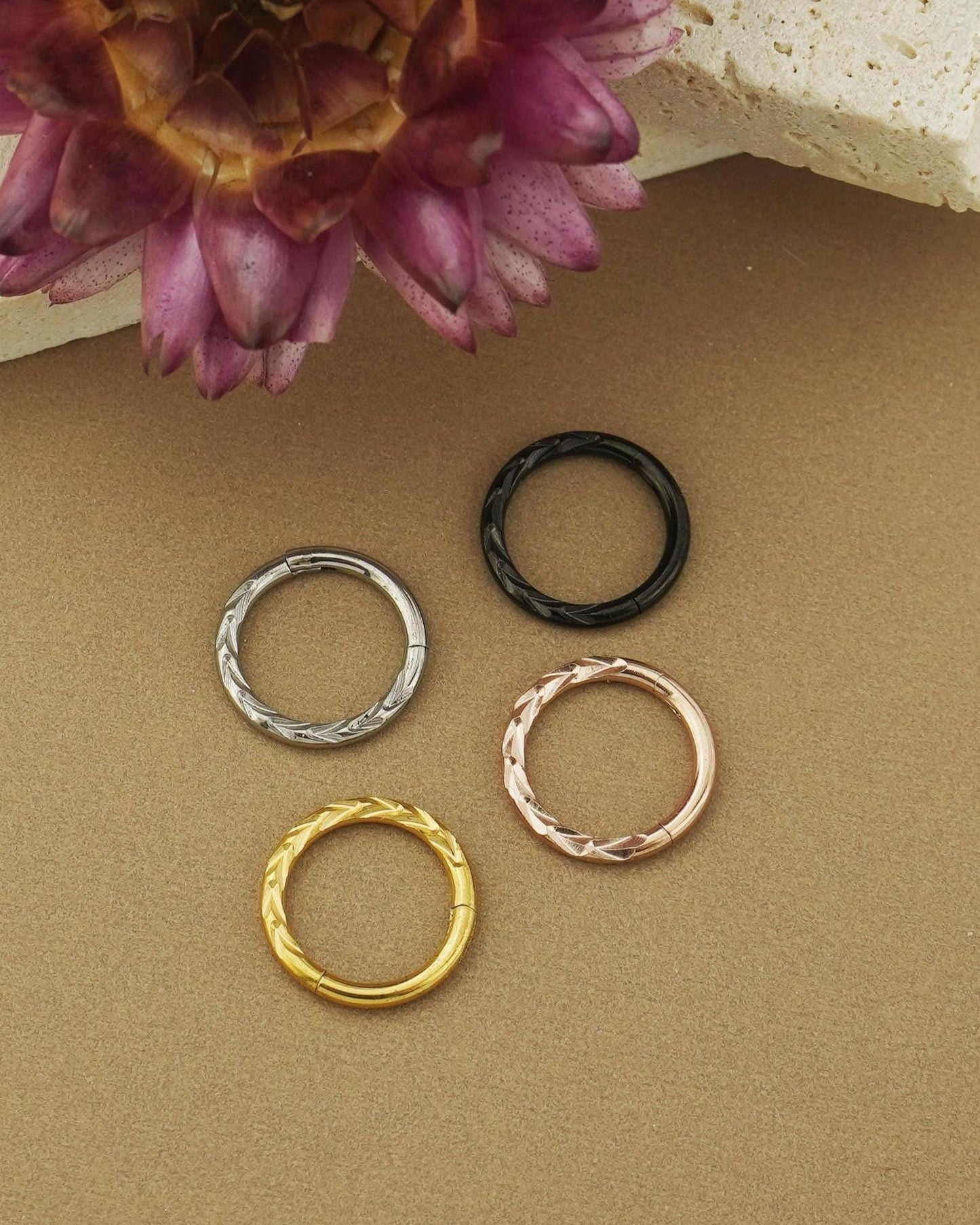 1 pc of 16G Hinged Stainless Steel Wheat Daith Earring Hoop, 4 Finishes, Arrow Helix Cartilage Clicker, Front-Facing Chevron Cut Septum Nose Ring