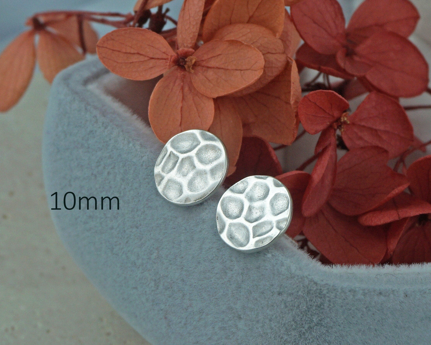 Pair of Round Hammered Disc Stud Earrings in Sterling Silver, 3 Sizes, Simple Geometric Coin Shape Jewelry