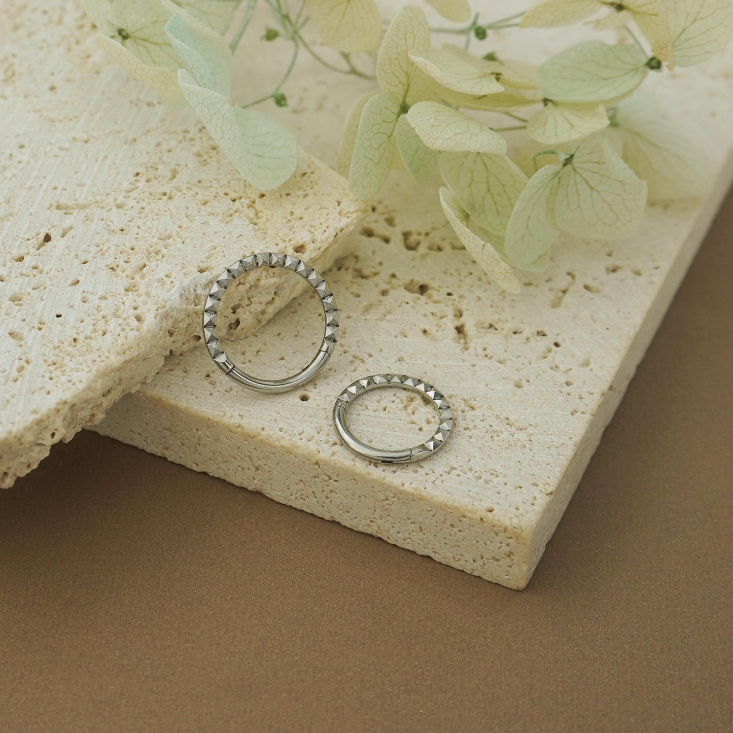 1 pc of 16G Hinged Stainless Steel Square/Pyramid Cut Daith Earring Hoop, 4 Finishes, Helix Cartilage Clicker, Front-Facing Septum Nose Ring