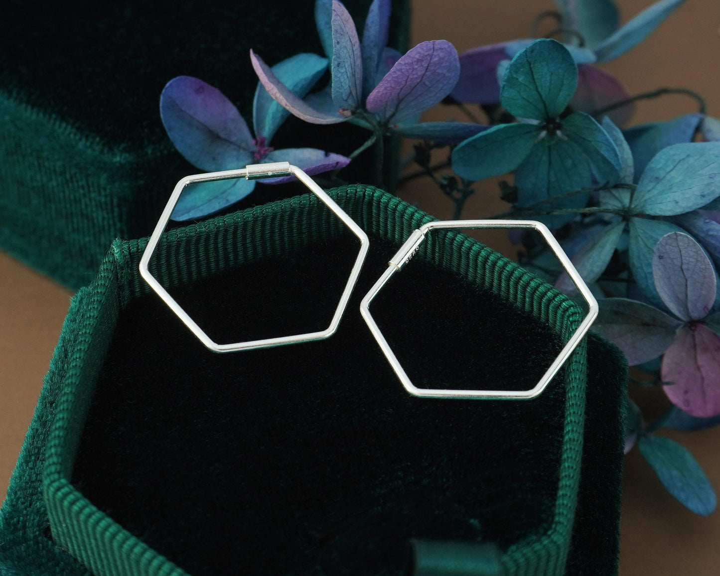 Pair of Hexagon Hoop Earrings in Sterling Silver, Minimal Lightweight Geometric Hexagonal Jewelry