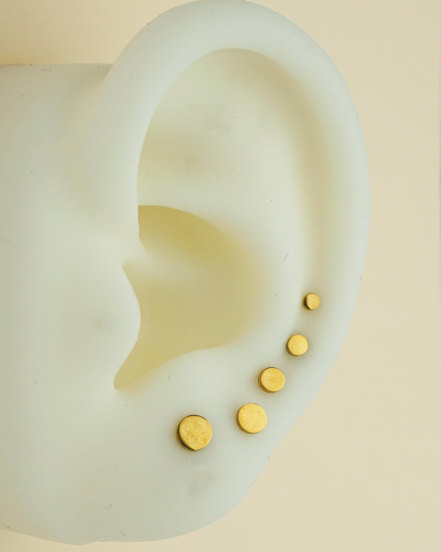 1 pc of Tiny Stainless Steel Round Disc Stud Earring in Steel or Golden Finish, Simple Geometric Push Pin Piercing, 5 Sizes