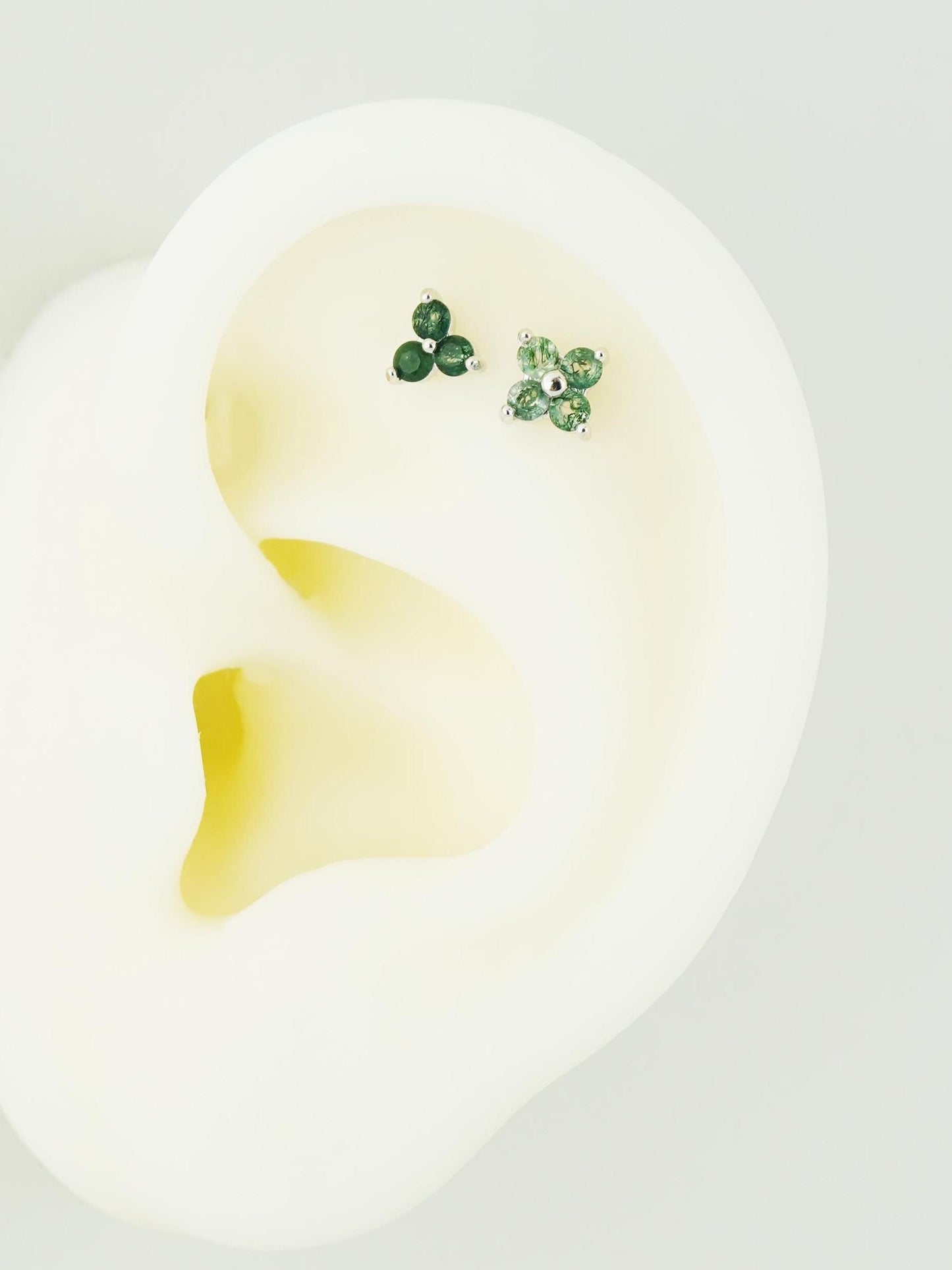 1 pc of Tiny Natural Green Moss Agate Flat Back Stud Earring in Sterling Silver /Plated Gold