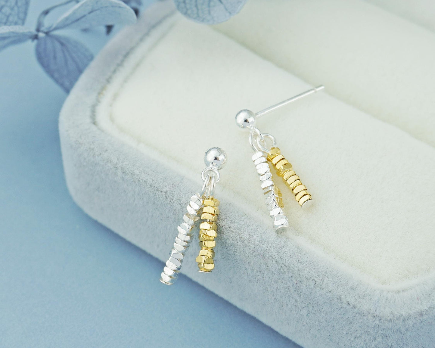 Pair of Dangly Two-toned Sterling Silver Faceted Square Strand Stud Earrings, Simple Stringed Geometric Mini Beads