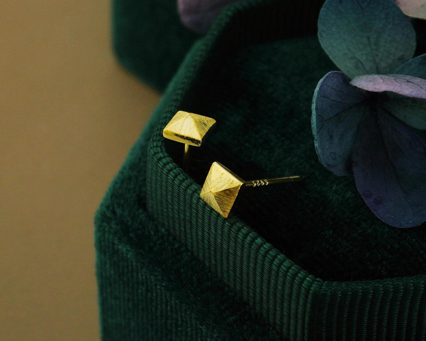Pair of Sterling Silver Textured Pyramid Rivet Stud Earrings in Rhodium or 14ct Gold Plated