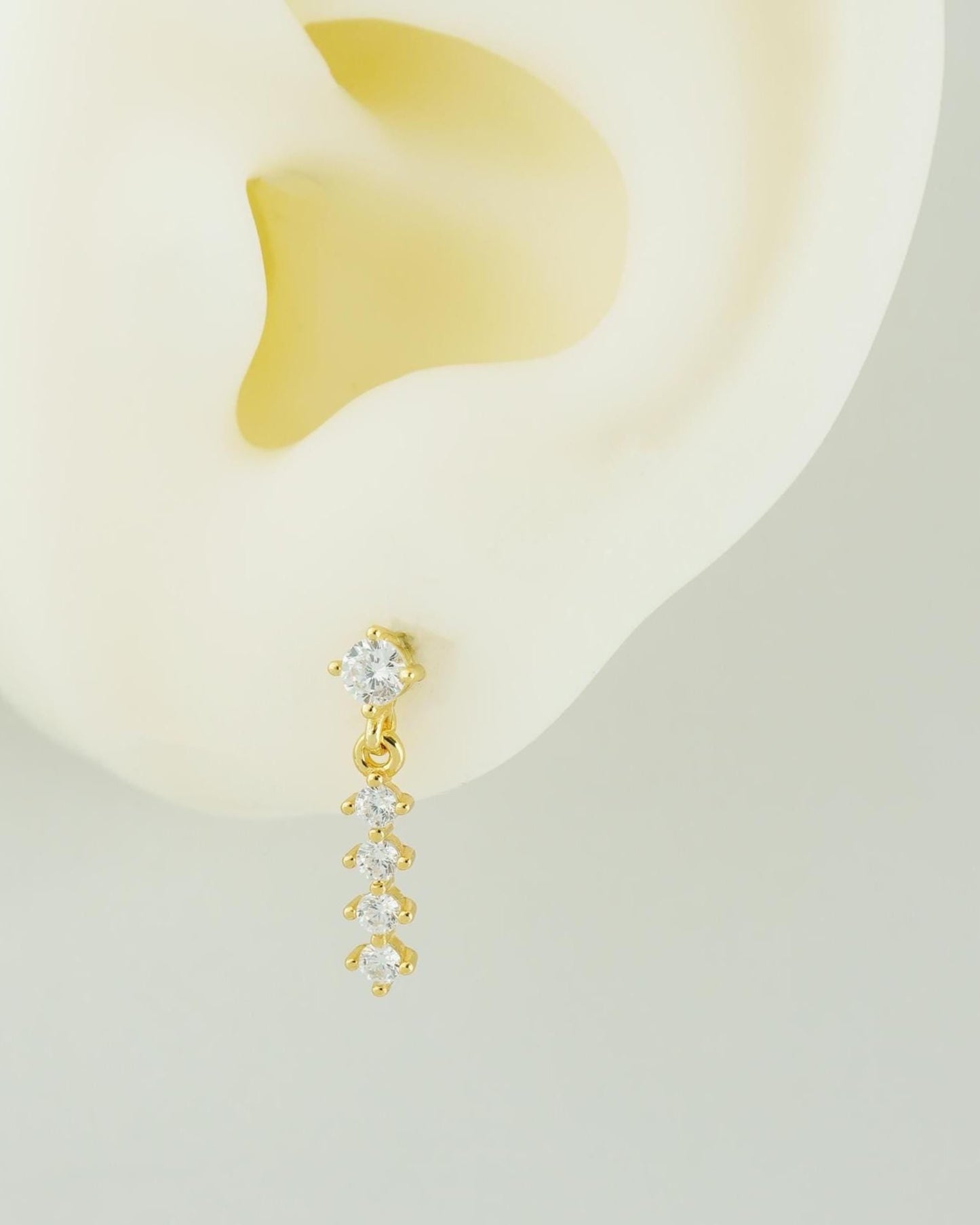 1 pc of Dangly CZ Flat Back Stud Earring in Gold Plated Sterling Silver, Drop Chain Sparkly Gem Cartilage Tragus Lobe Piercing Jewelry
