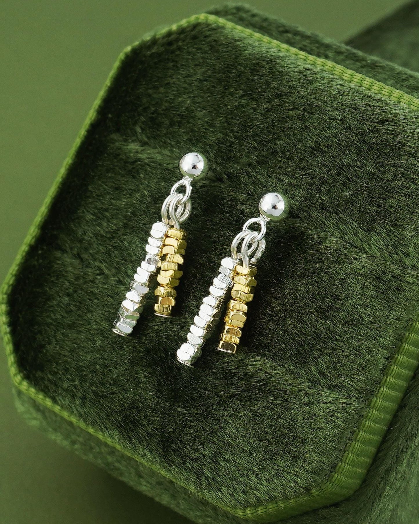 Pair of Dangly Two-toned Sterling Silver Faceted Square Strand Stud Earrings, Simple Stringed Geometric Mini Beads