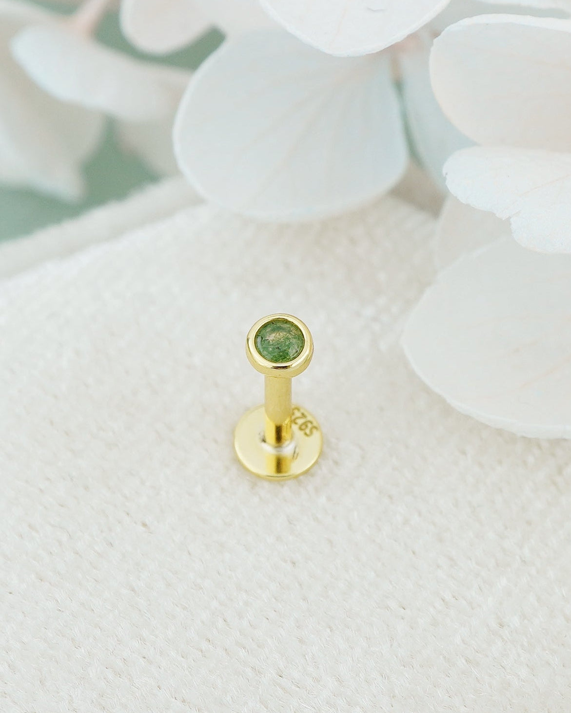 1 pc of VERY TINY 3mm Bezel Natural Green Moss Agate Sterling Silver Stud Earring in Rhodium or 18ct Gold Plated, Cartilage Helix Lobe Piercing