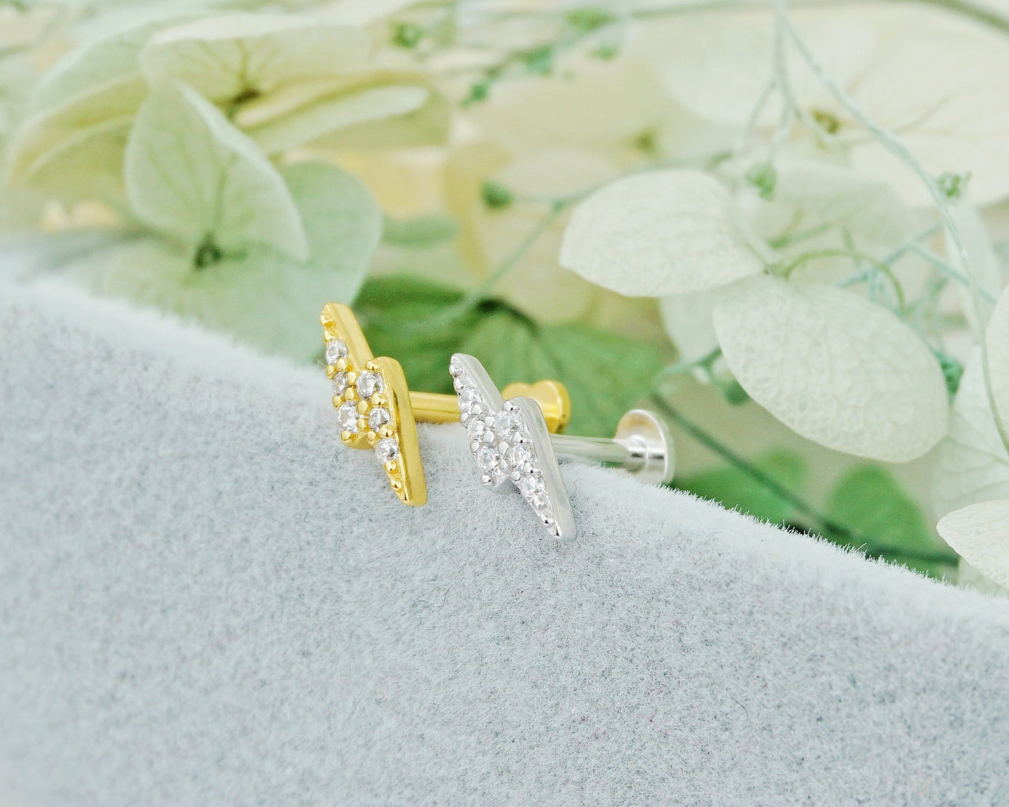 1 pc of Mini CZ Lightning Sterling Silver Flat Screw Back Stud Earring in Rhodium or 18ct Gold Plated, Dainty Tragus Cartilage Piercing