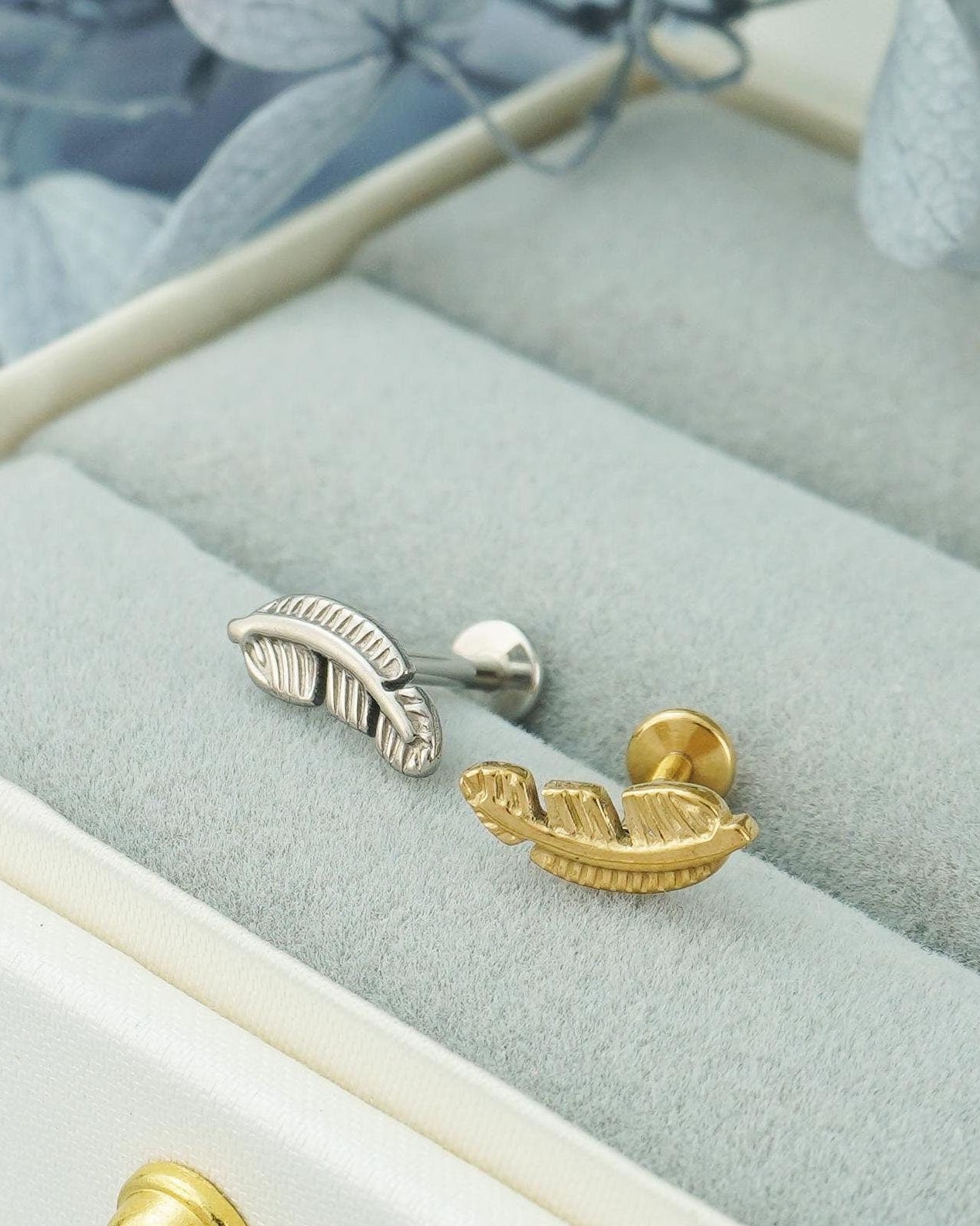 1 pc of Push pin Stainless Steel Flat Back Feather Stud Earring in Steel or Gold Finish