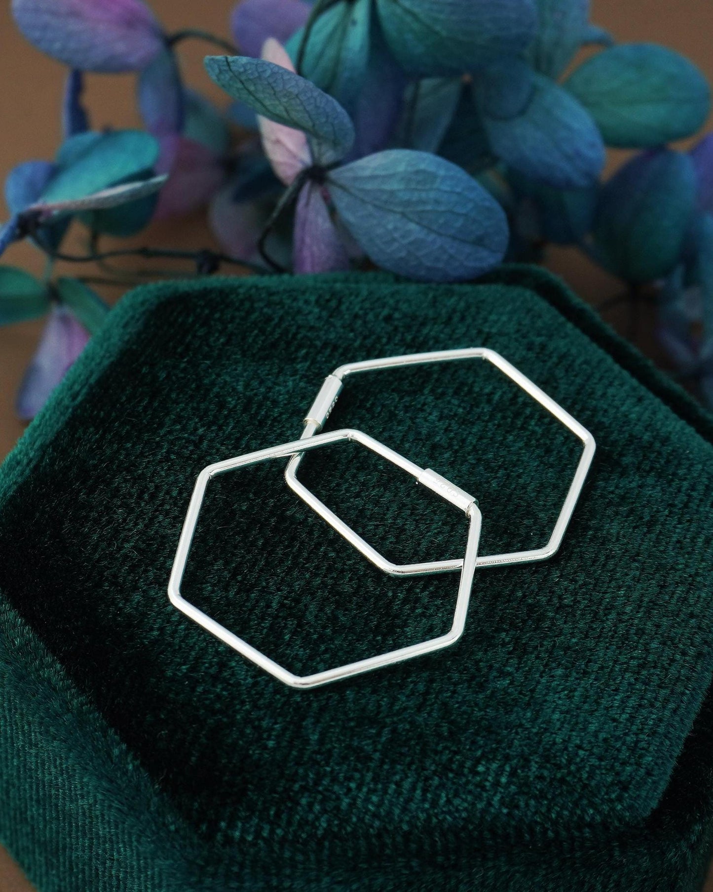 Pair of Hexagon Hoop Earrings in Sterling Silver, Minimal Lightweight Geometric Hexagonal Jewelry