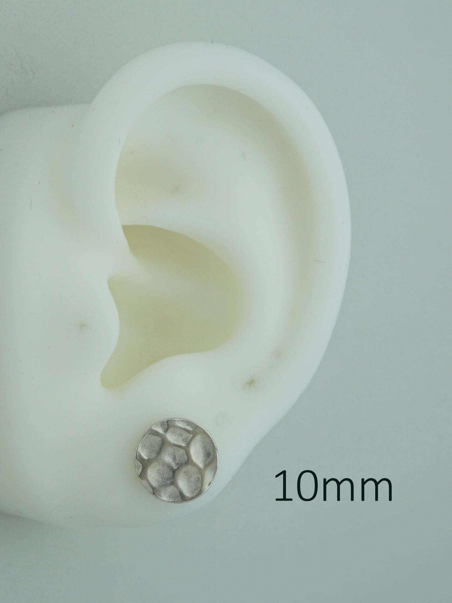 Pair of Round Hammered Disc Stud Earrings in Sterling Silver, 3 Sizes, Simple Geometric Coin Shape Jewelry