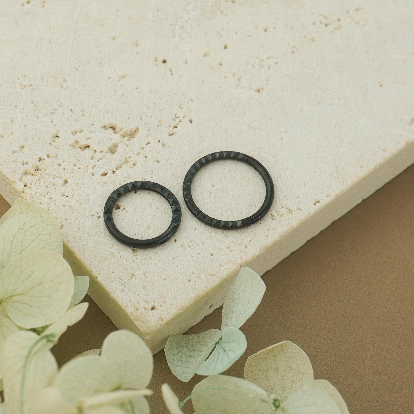 1 pc of 16G Hinged Stainless Steel Square/Pyramid Cut Daith Earring Hoop, 4 Finishes, Helix Cartilage Clicker, Front-Facing Septum Nose Ring