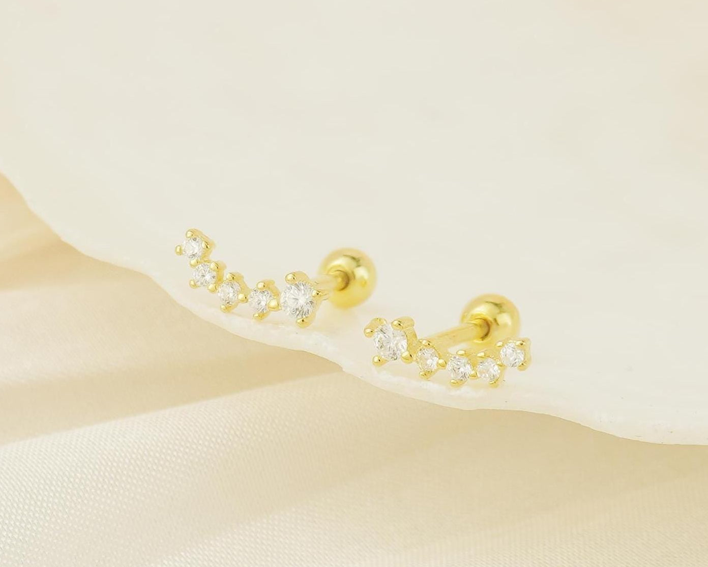 Pair of Sterling Silver 5 CZ Stud Earrings in Rhodium or 18ct Gold Plated, Sparkly Star Climber with Screw Back