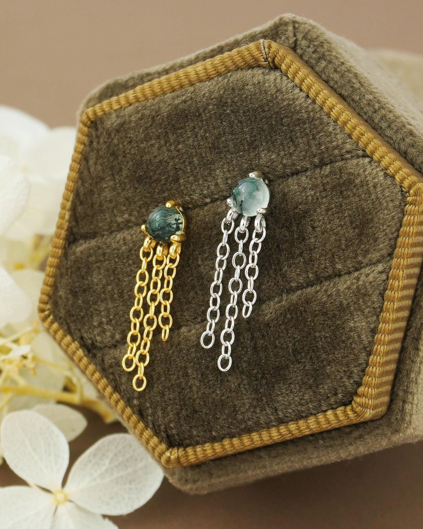 1 pc of Natural Moss Agate Cabochon with Dangly Chains, Flat Back Stud Earring in Sterling Silver /Plated Gold