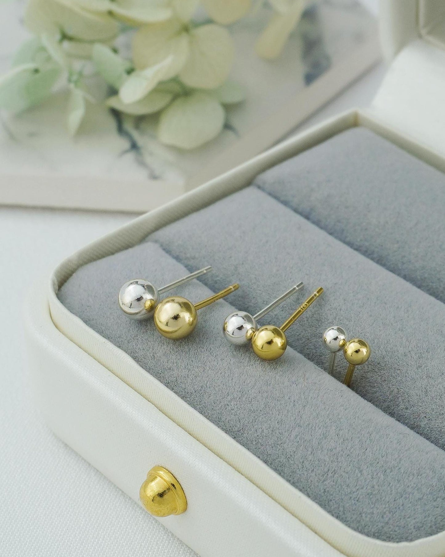 Pair of Little Ball Stud Earrings, 3/4/5mm Round Sphere in Sterling Silver or 14ct Plated Gold