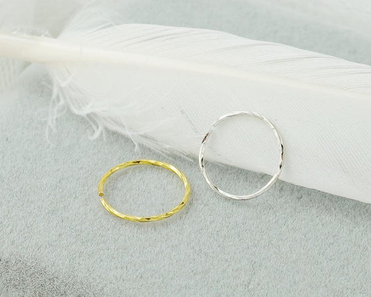 1 pc of 20G Tiny Thin Textured Twisted Nose Septum Hoop Ring in Sterling Silver or Plated Gold, Diamond Cut Cartilage Helix Tragus Earring, 6/8/10mm