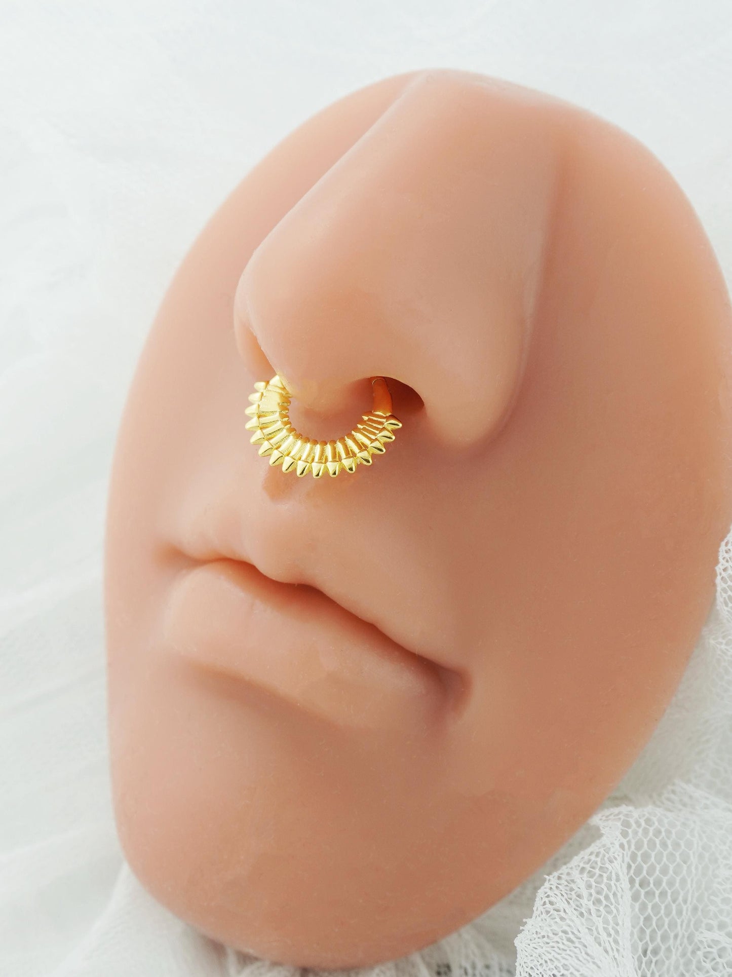 1 pc of 16G Hinged Daith Earring Hoop in 18ct Gold Plated over Sterling Silver, Bold Helix Cartilage Clicker, Septum Nose Ring