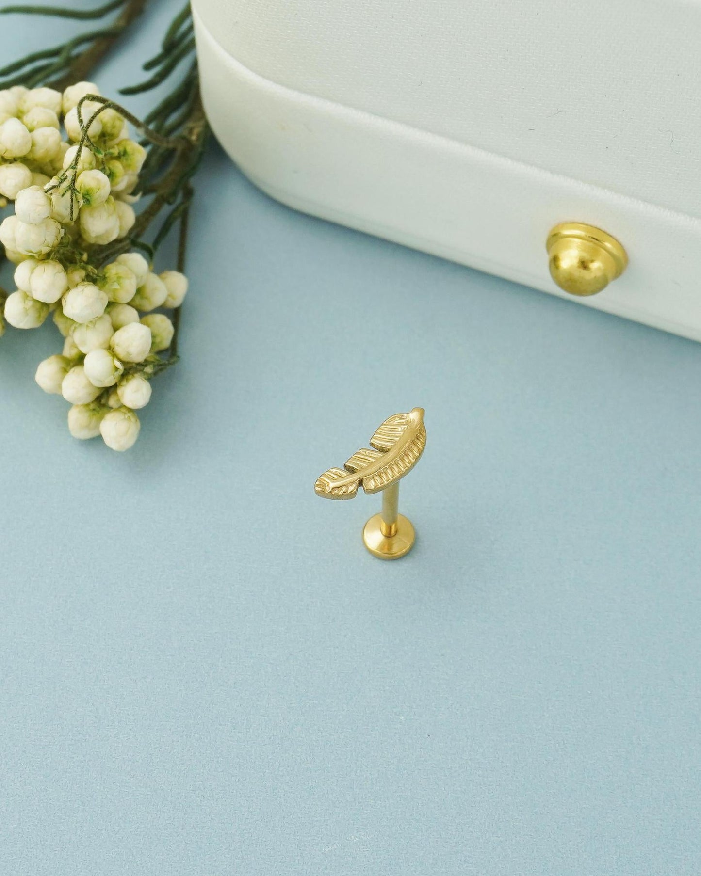 1 pc of Push pin Stainless Steel Flat Back Feather Stud Earring in Steel or Gold Finish