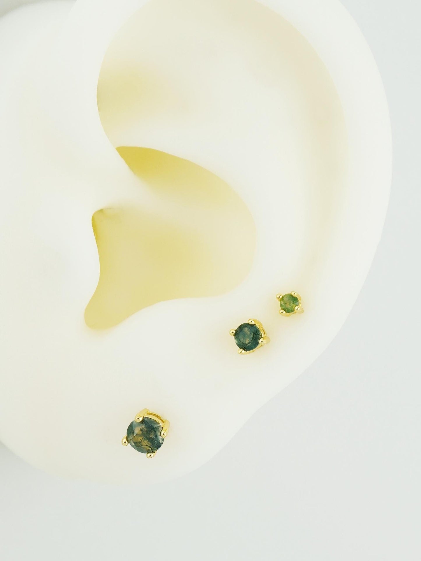 1 pc of Natural Green Moss Agate 4 Prong Solitaire Stud Earring in Gold Plated over Sterling Silver, Cartilage Helix Lobe Piercing