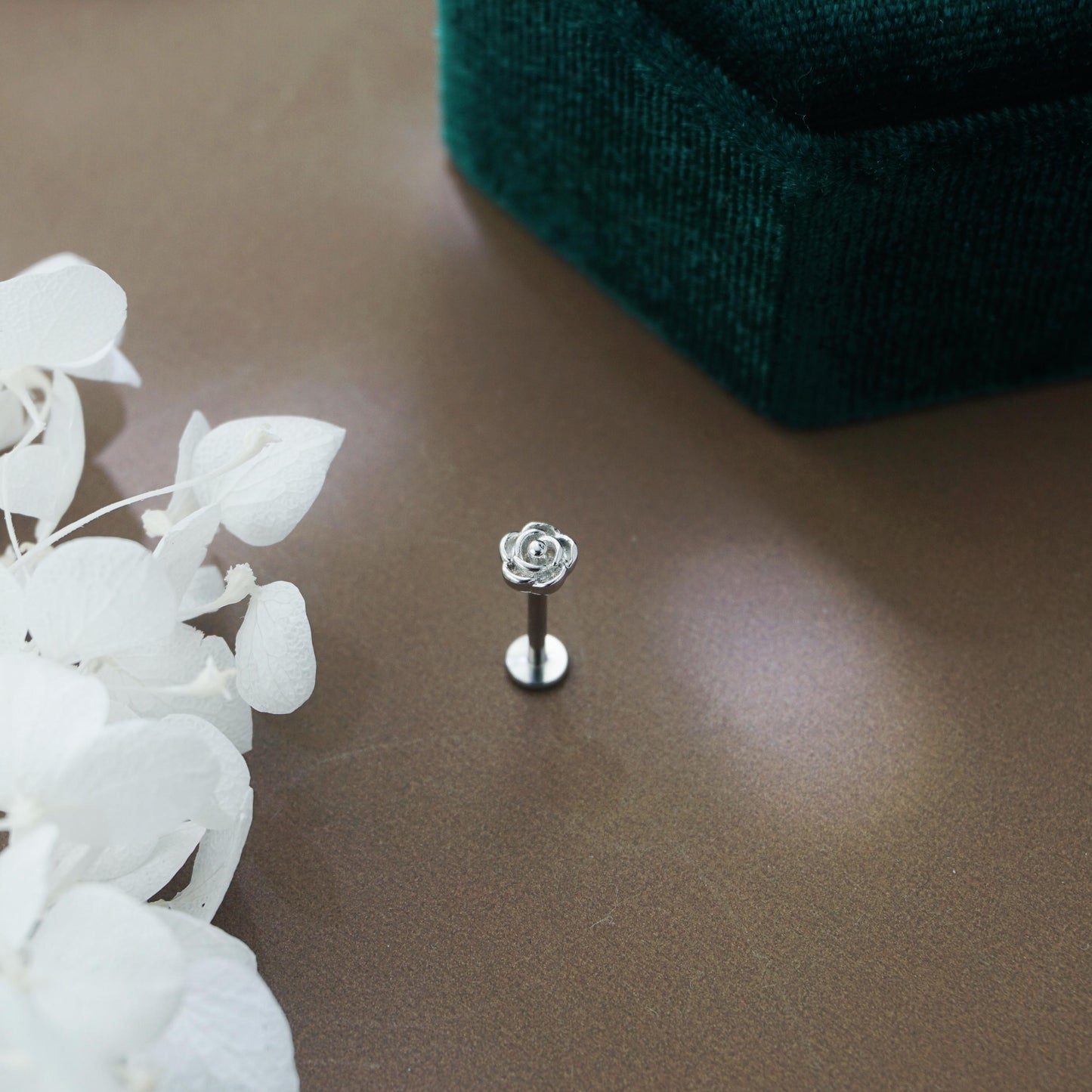 1 pc of Push Pin Flat Back Romantic Rose Floral Blossom Stud Earring in Stainless Steel or Golden Finish